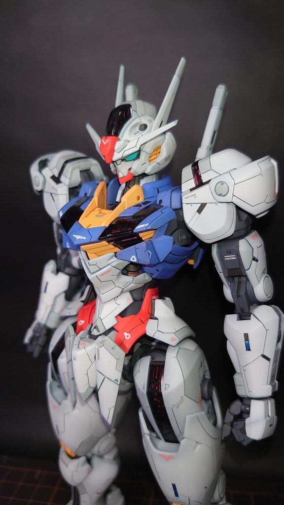 ＜胸部アップ＞このアングルが一番かっこよかったので。ところどころ青いところはシタデルのシルバーの上に同じくシタデルのソウルストーンブルーを使用してセンサーみたいに。こういった細かいところはシタデル便利だったり。