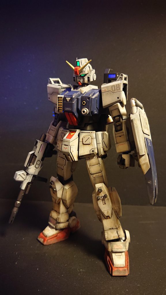 密林のジオラマにしようと思っていたので、特に足元の汚れをきつめにしています。