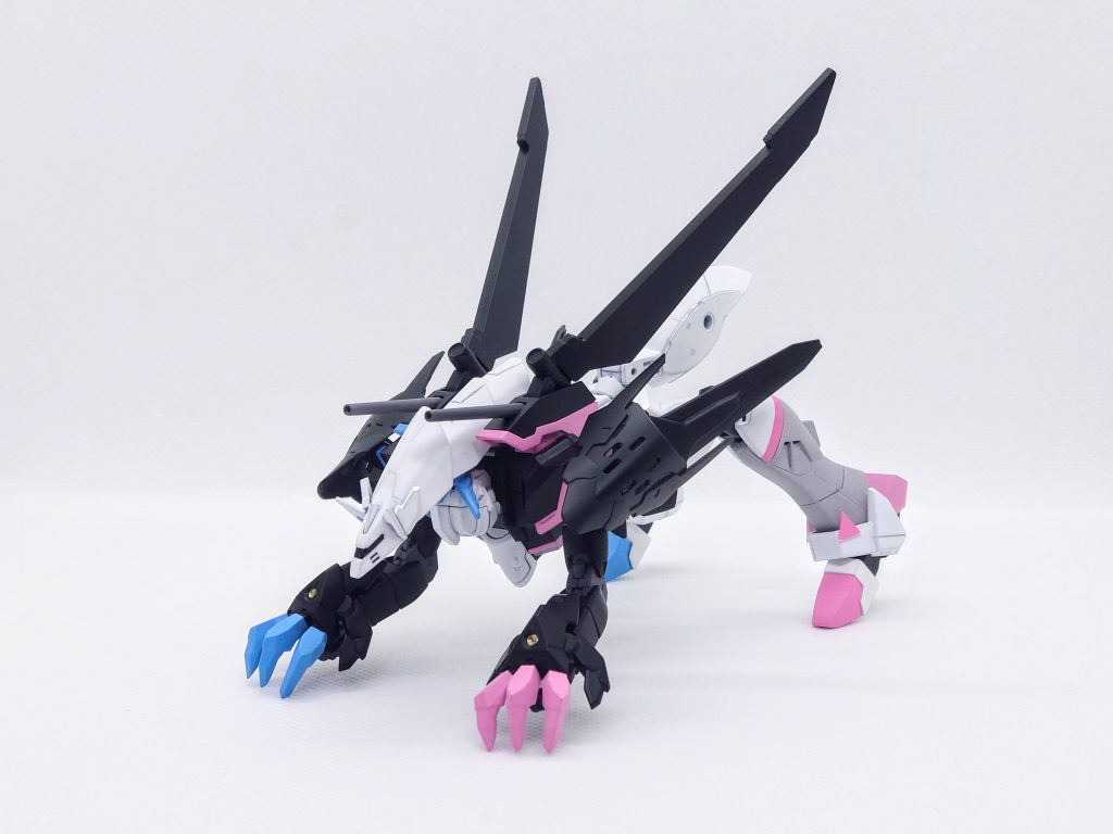 MA形態変形はパーツ交換は無し、クローの位置変更で出来ます。