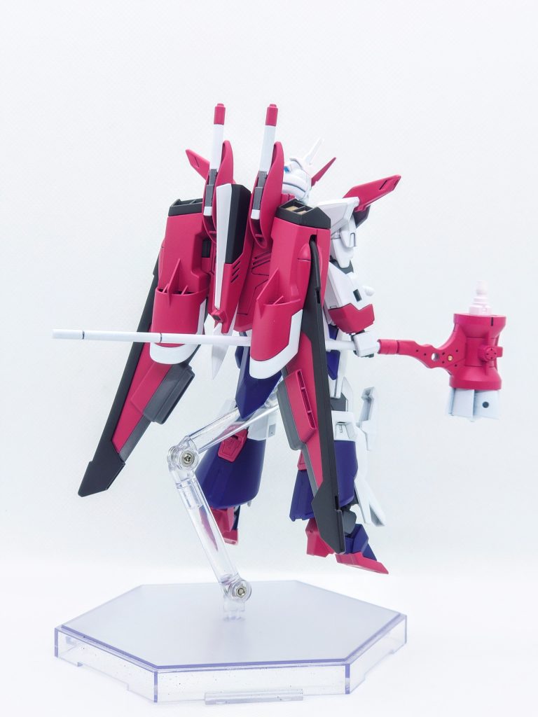 背面リフターのカラーは頭髪をイメージしています。