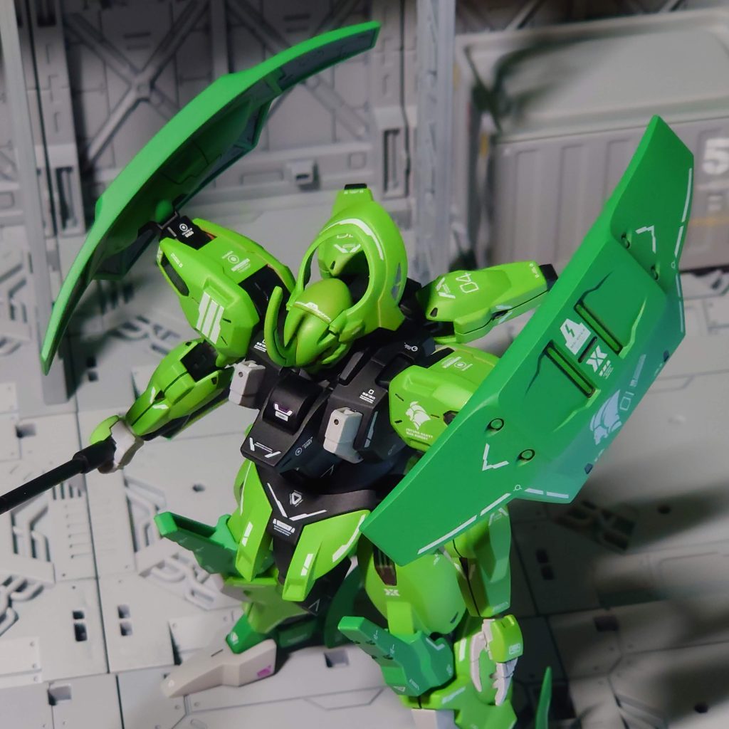 アンビカーと背部のイーシュヴァラには№01~04までそれぞれナンバリング。