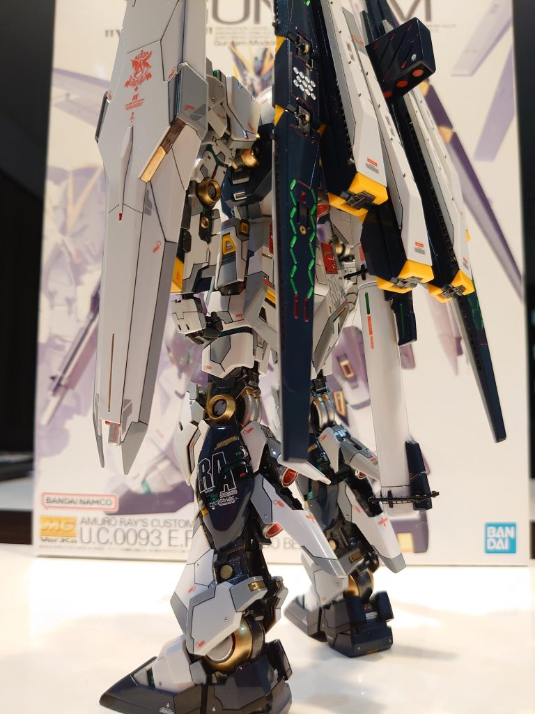 MG  νガンダム Var.Ka–2枚目/制作者：yuuchann