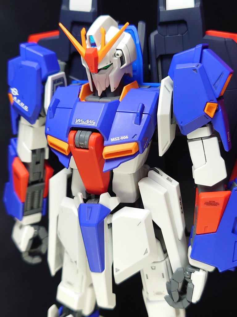 カラーはNAZCAカラーつや消し仕上げです。プレゼントするために作ったのとギミックがすごすぎてほとんどポーズつけられなかったです😅ご覧いただきありがとうございます🙇