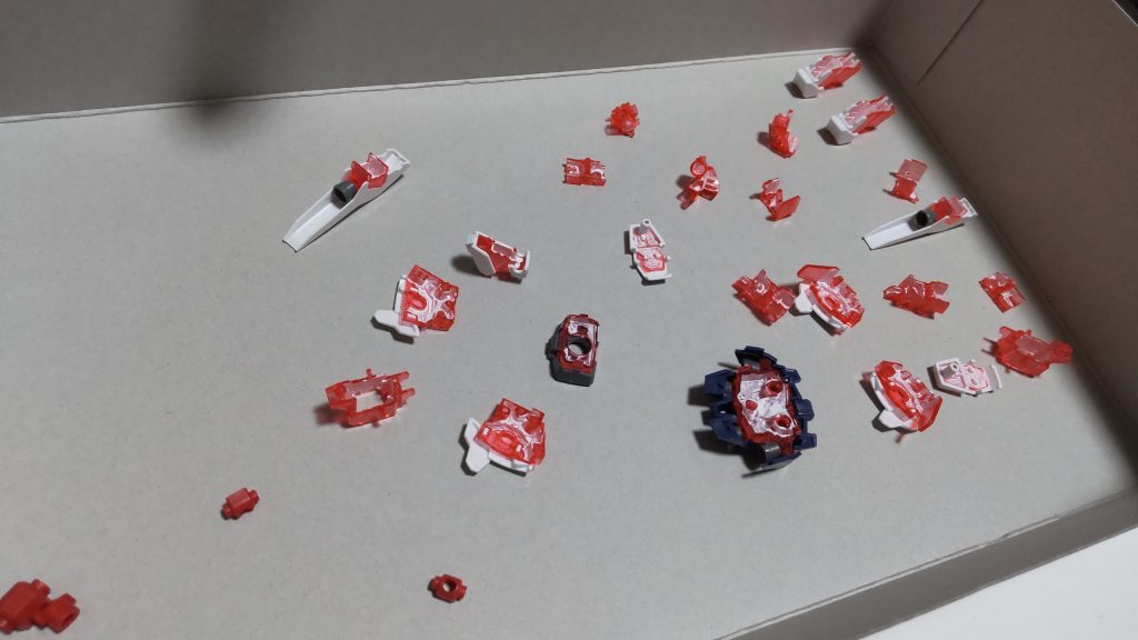 まぁそれだけバンダイの製品が最初から良かったということだよね。いいことなんだけど...うーむ、なんか負けた気分だww