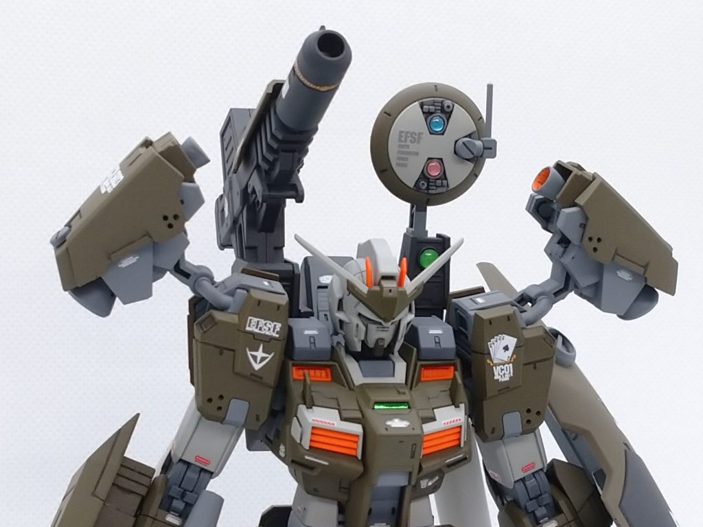 Cジョイントで接合してあるので無意味に可動します。