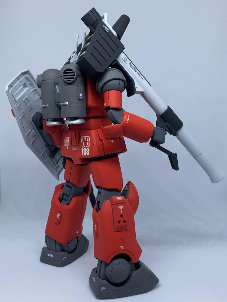 リアビューどっしりとした感じが気に入ってます。オリジナル設定としては、劇場版「めぐりあい宇宙」最終決戦前の初期装備仕様。ミハルの死を乗り越えたカイが、まさに「徹底的に」やる覚悟を決めたイメージで。