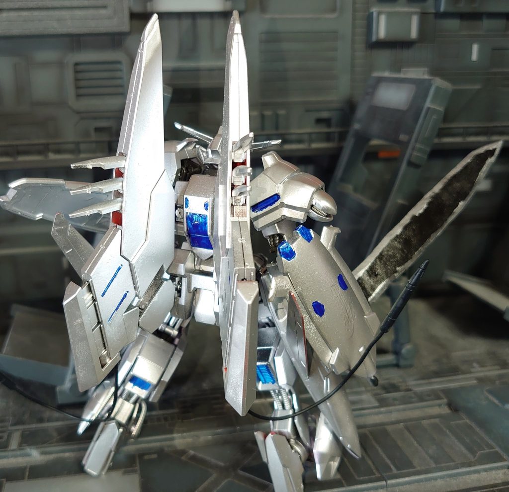 ガンダムフレーム端白星第3形態–3枚目/制作者：アレス