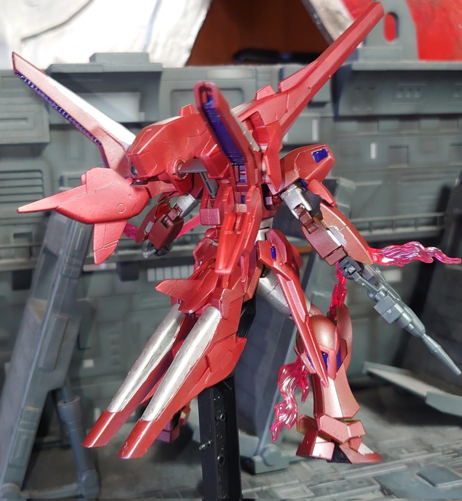 以前作成したV2パーフェクトアサルトと同じく腰に２機目のミノフスキードライブ（コアファイターの部品流用）