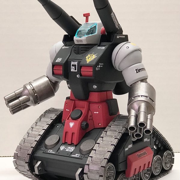 アクリジョン筆塗り　HGガンタンク