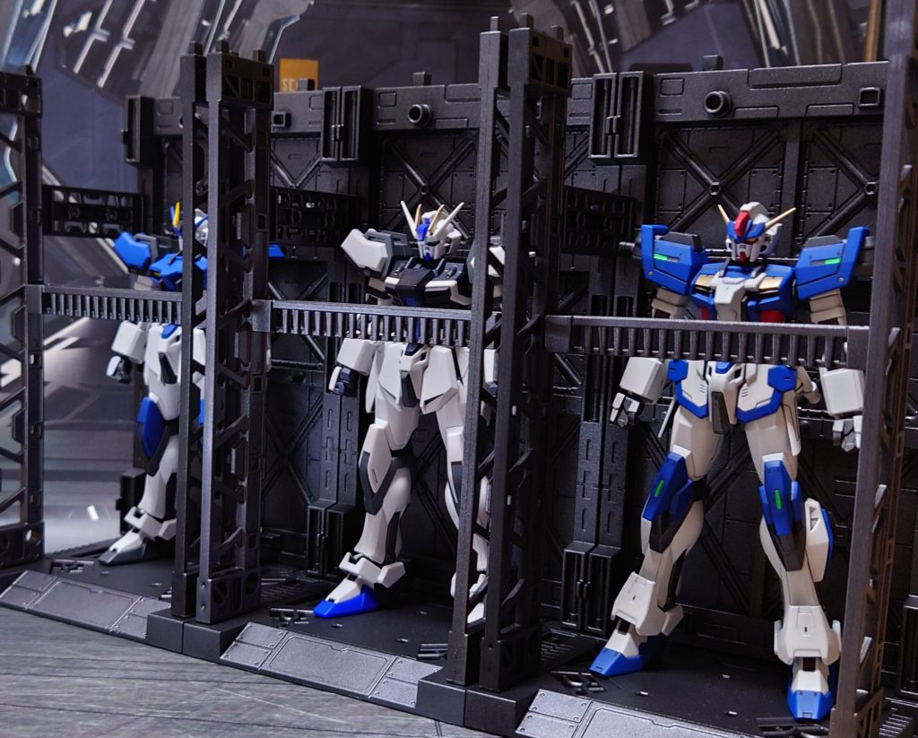 “局地戦のルーストライク、バランス型のストライクk、機動力のトールストライク。今回のバトルに相応しいのは…”