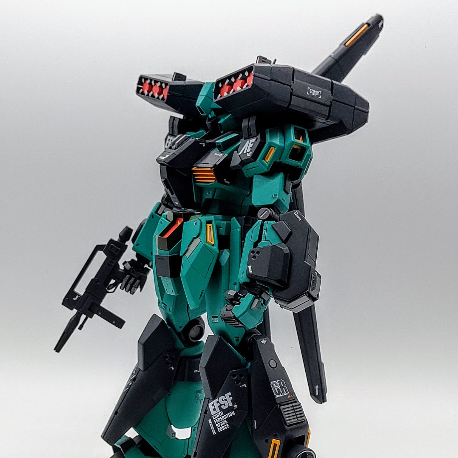 メーカー直送】 1/100 MG スタークジェガン ① （塗装完成品） 完成品 