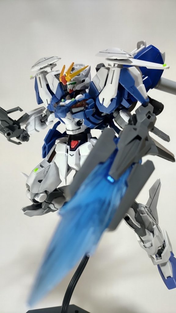 アーマードコア６のパルスブレードっぽく腕にマウントしてみた。