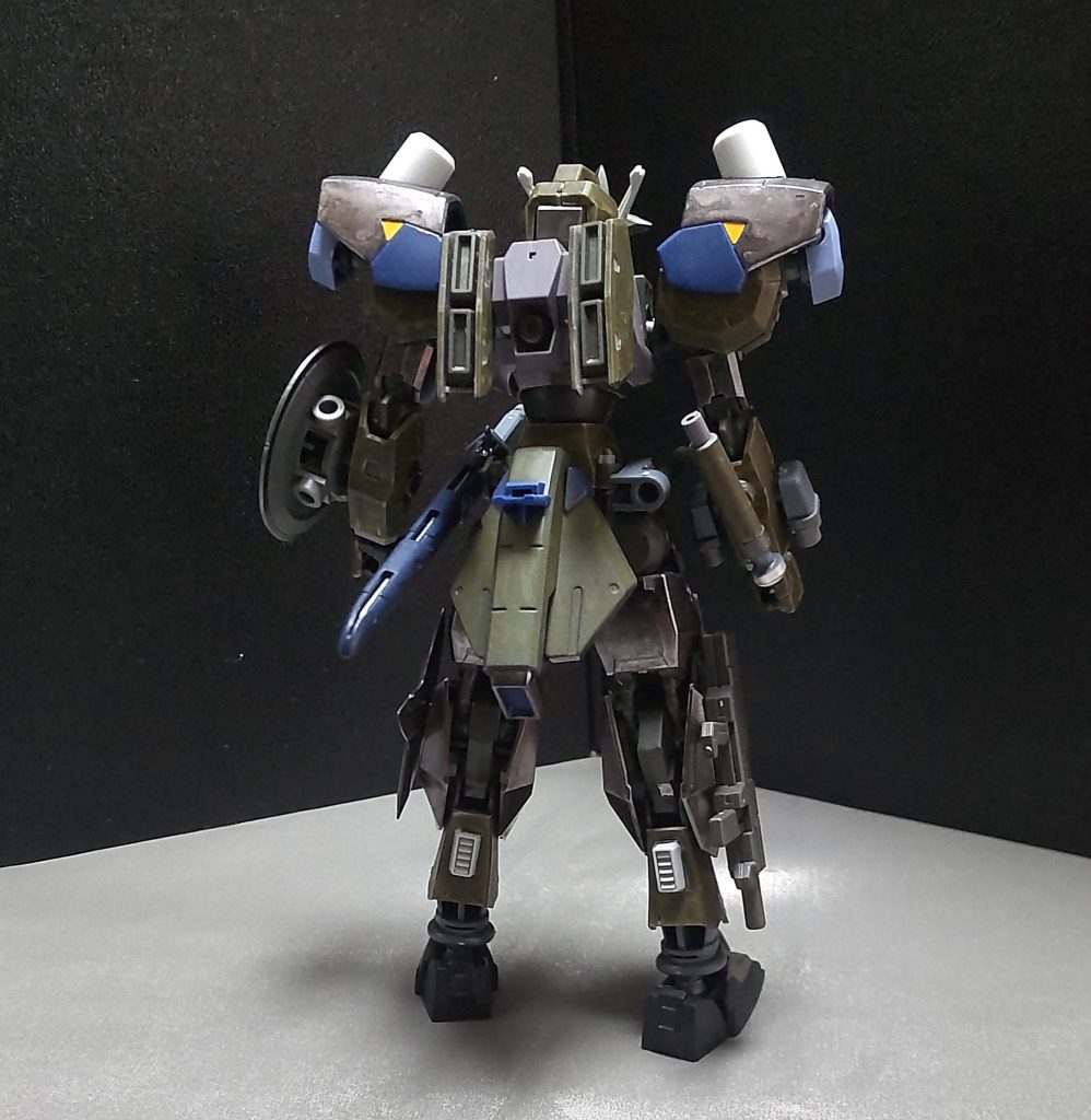 リアビューリアアーマーは百錬のを移植しています。