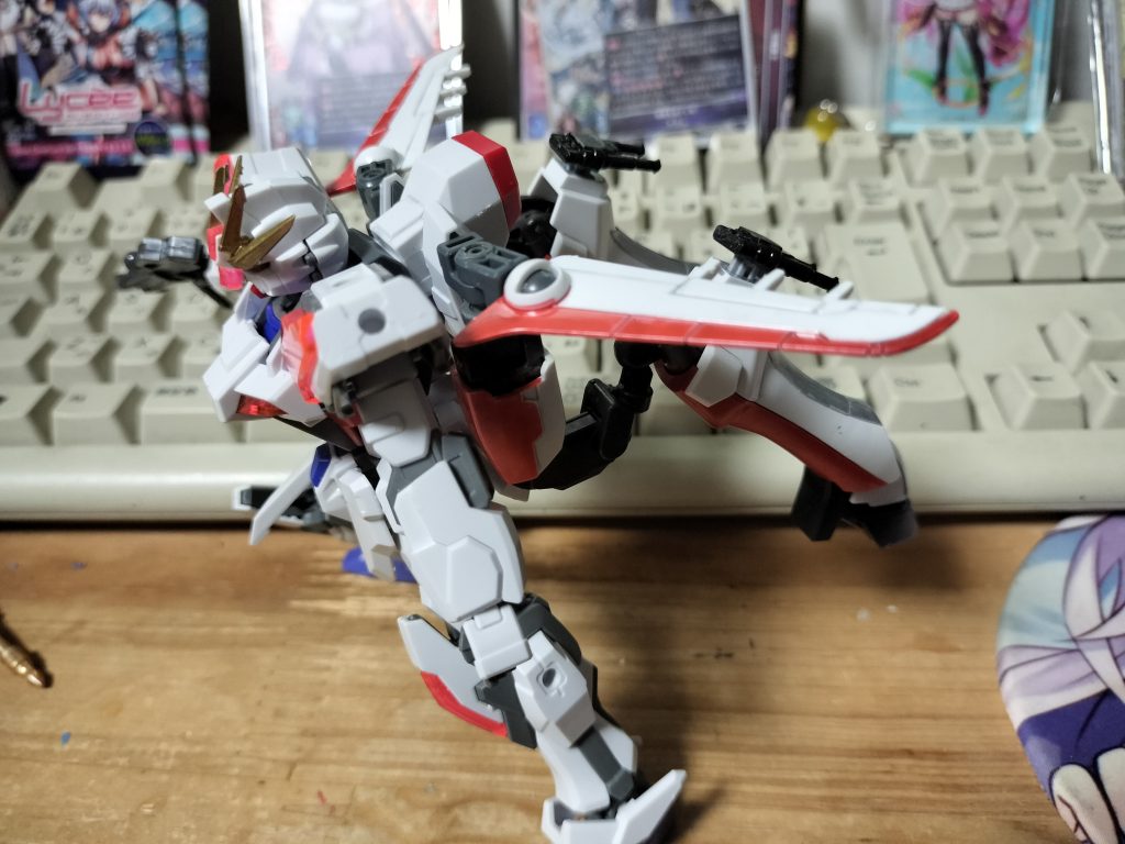 ローエングリンなどがついたストライカー