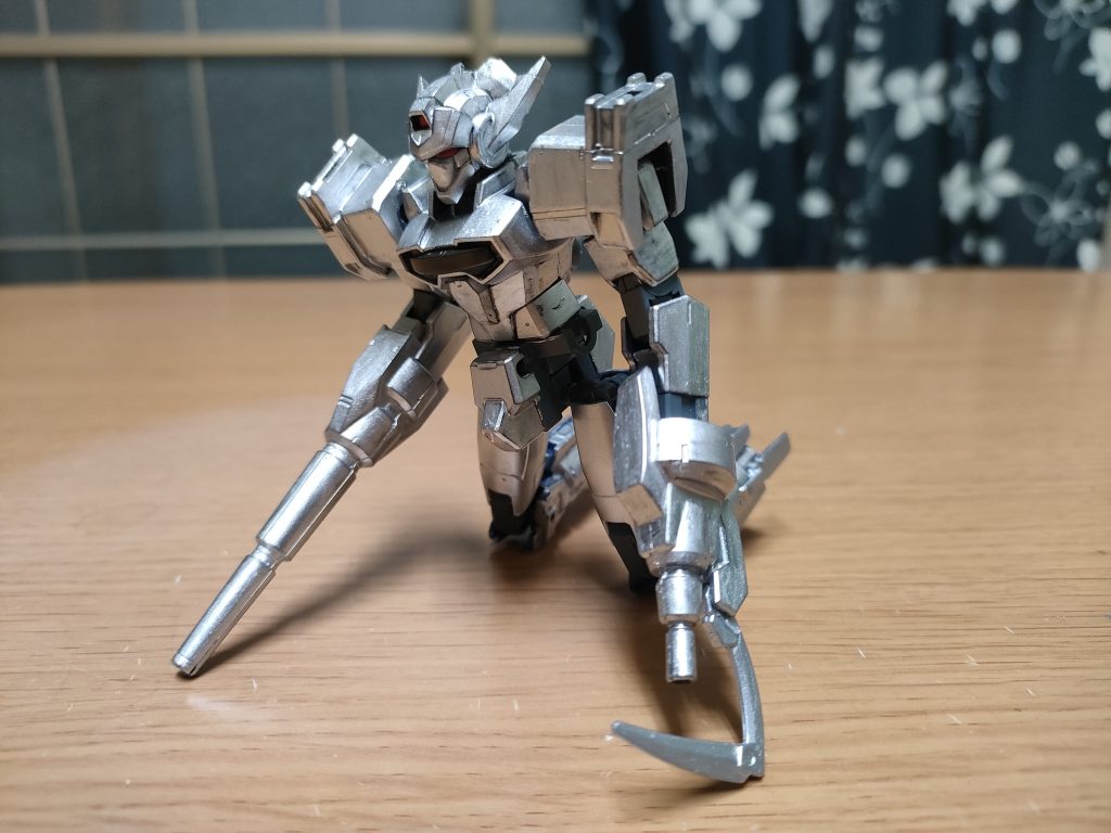 地上でも活動は可能だが、待機姿勢は不可能な為、どうしても寝させるか正座になる。