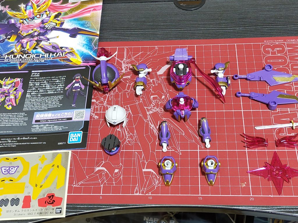 組む前に並べたくなるやつです！軽装の時の額も色分けしたのですが小さくで見ずらいですw