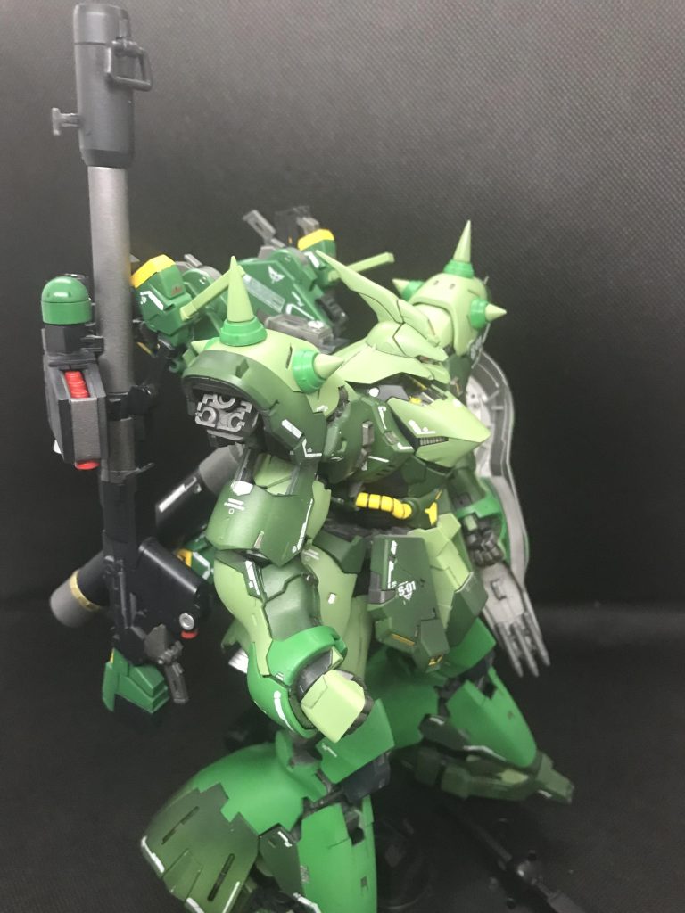 RG サザビー　量産型–6枚目/制作者：lunablood
