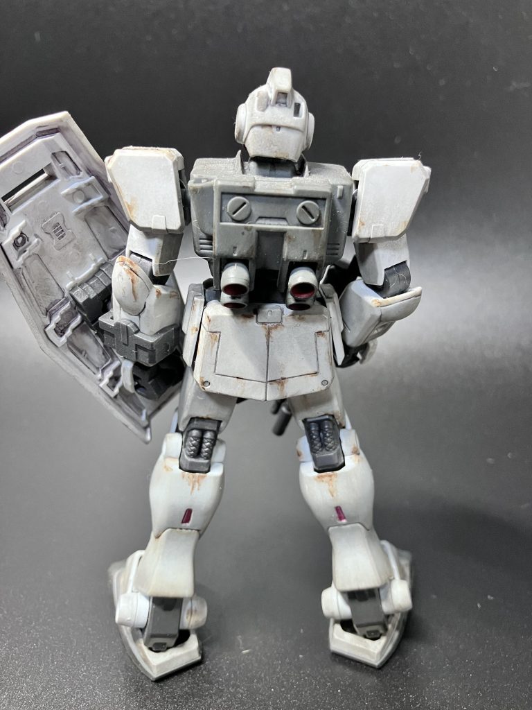 個人的には背面の水垂れ、錆表現がうまく行ったように思います。アンテナないなってるのはユルシテ……