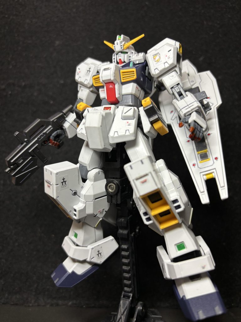 いつもは汚したりしますが今回はキレイめをイメージして