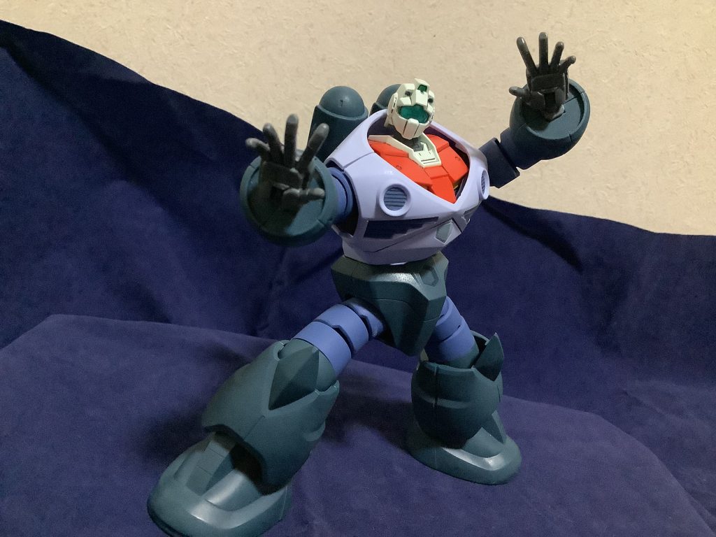 ハンドパーツはHG1／144次元ビルドナックルズ(丸)を使用してます。