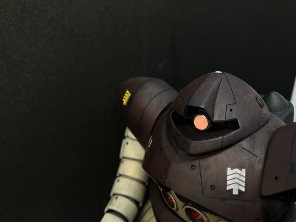 プラ板や市販部品でそれとなくディテールアップ。