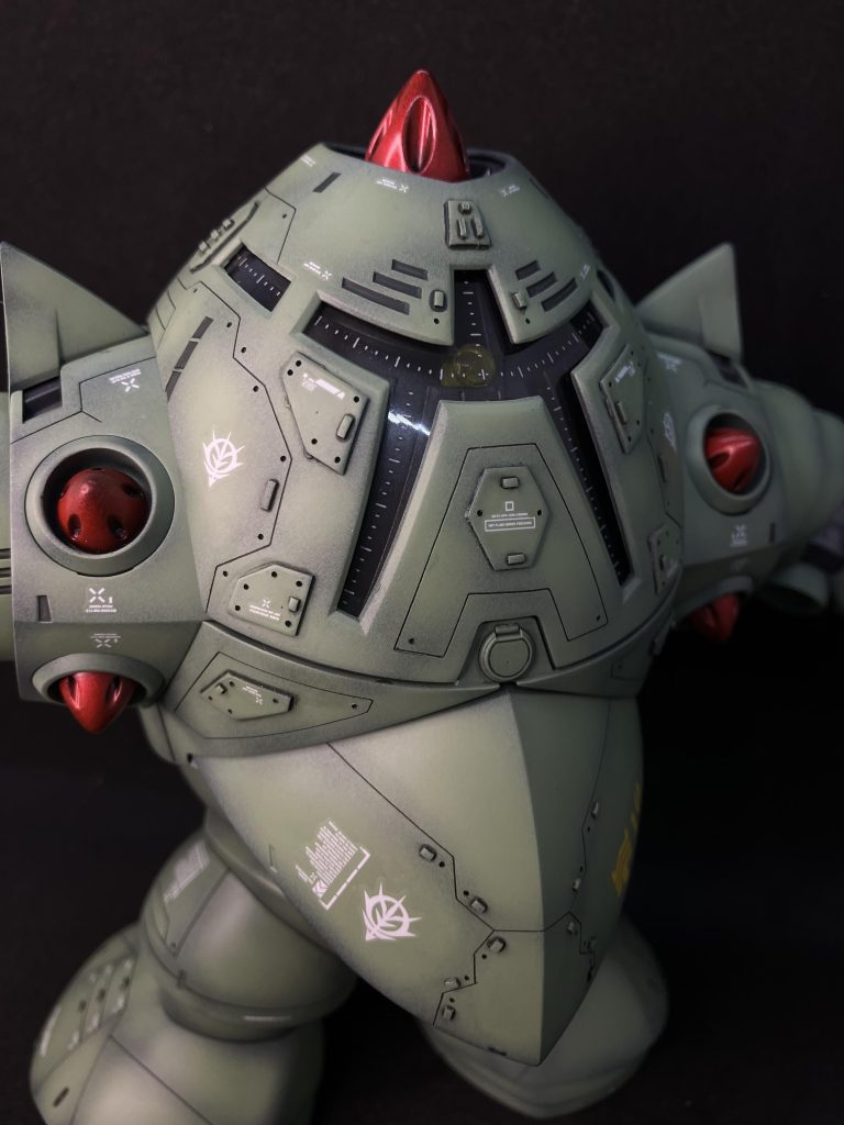 塗装は黒立ち上げのグラデーション塗装です。なかなか、感じ良く出来たと思います。