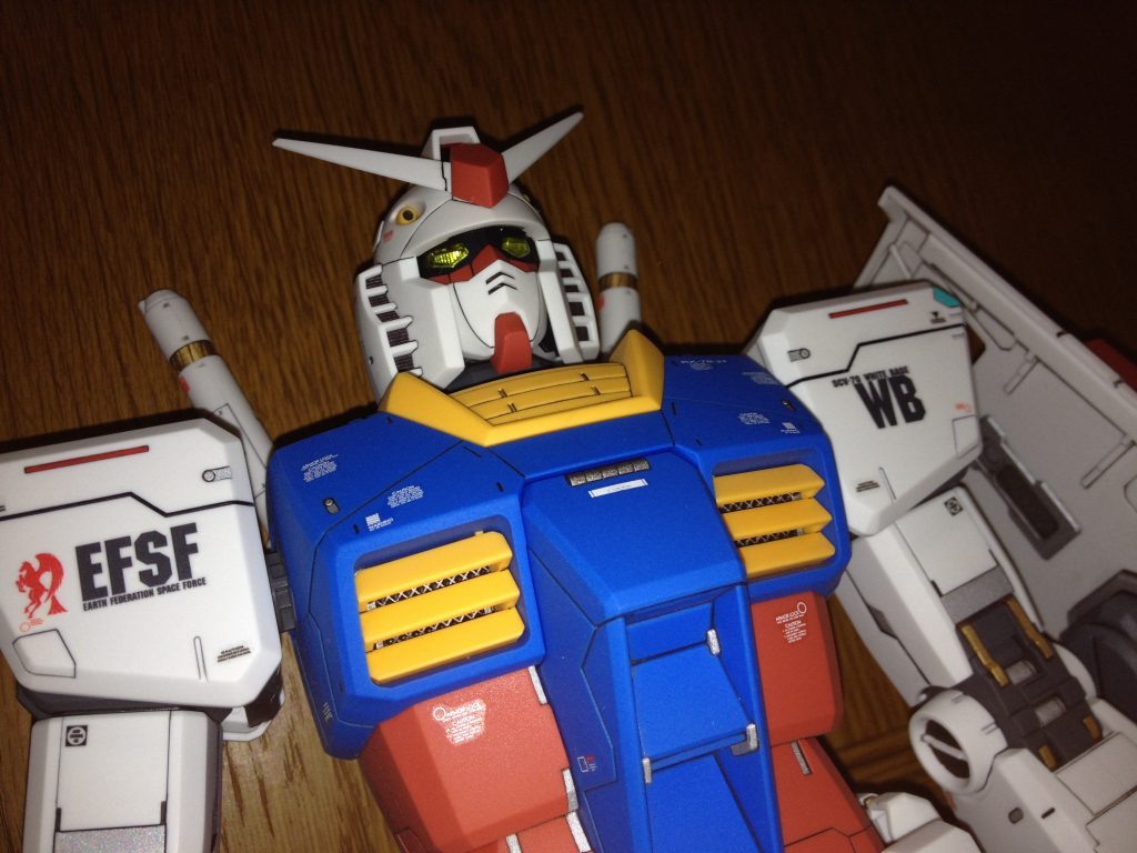 いいアングル。インテーク内部メッシュ表現がいいね。