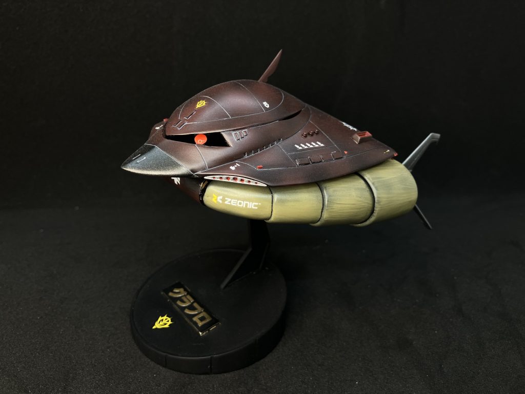 出来ました。主な改造点はモノアイの可動と腕関節をボールジョイント化する事です。