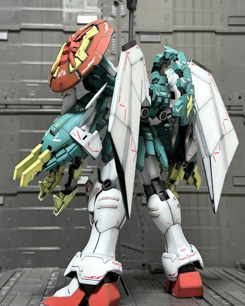 バックパックには、拡張パーツセットのフーティエ装備を使ってます。