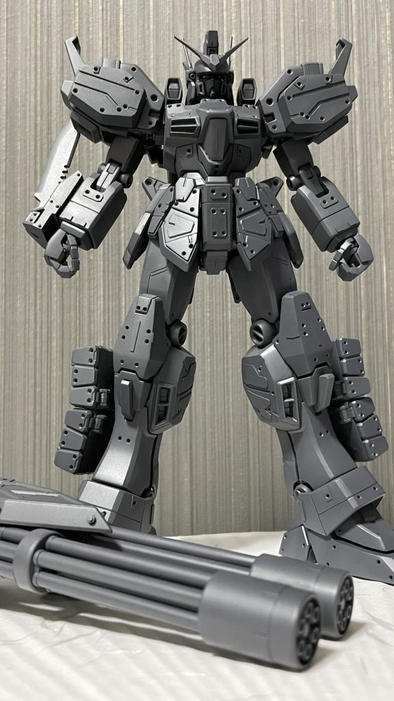 最後はサフ萌えです。2連装ビームガトリングはバックパックに取り付けできる様にしたのに写真撮り忘れた〜最後まで見て頂きありがとうございました。