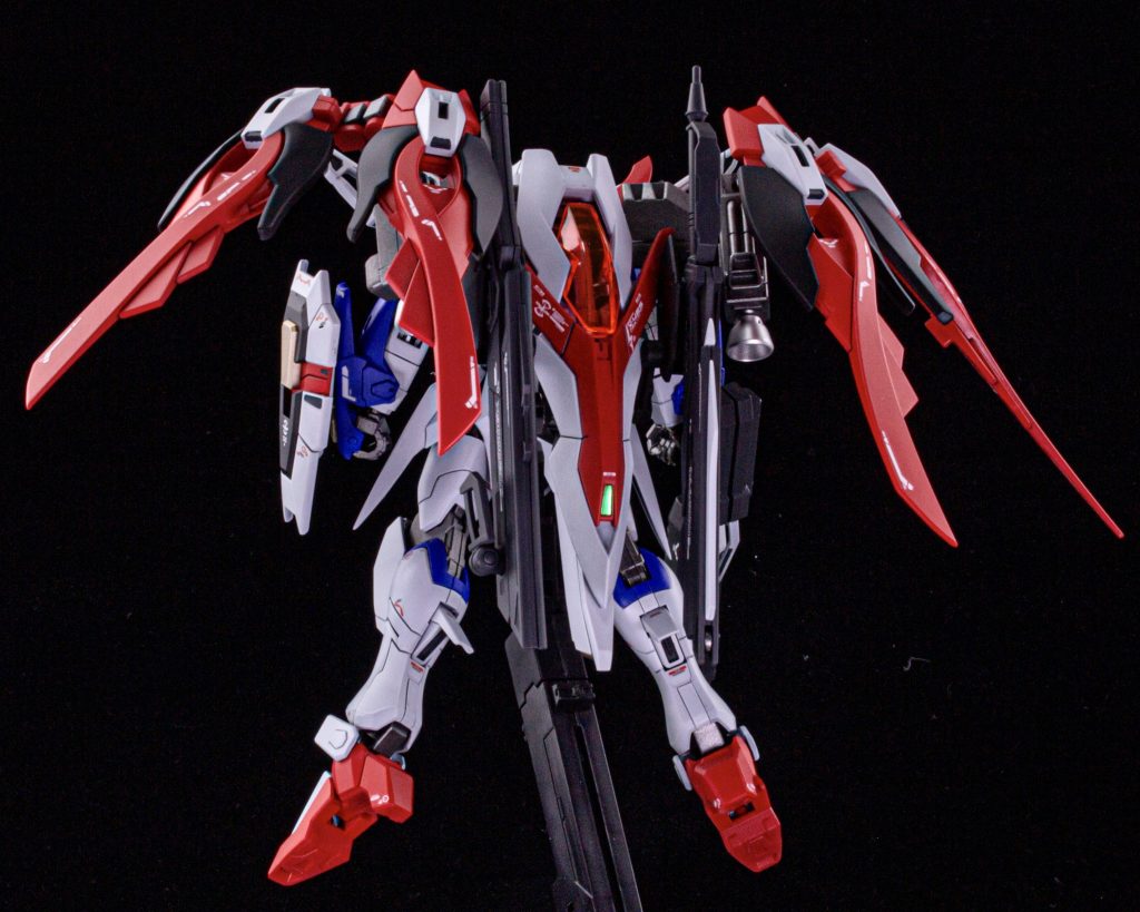 デカールはRGデスティニーのデカールを使用しています。