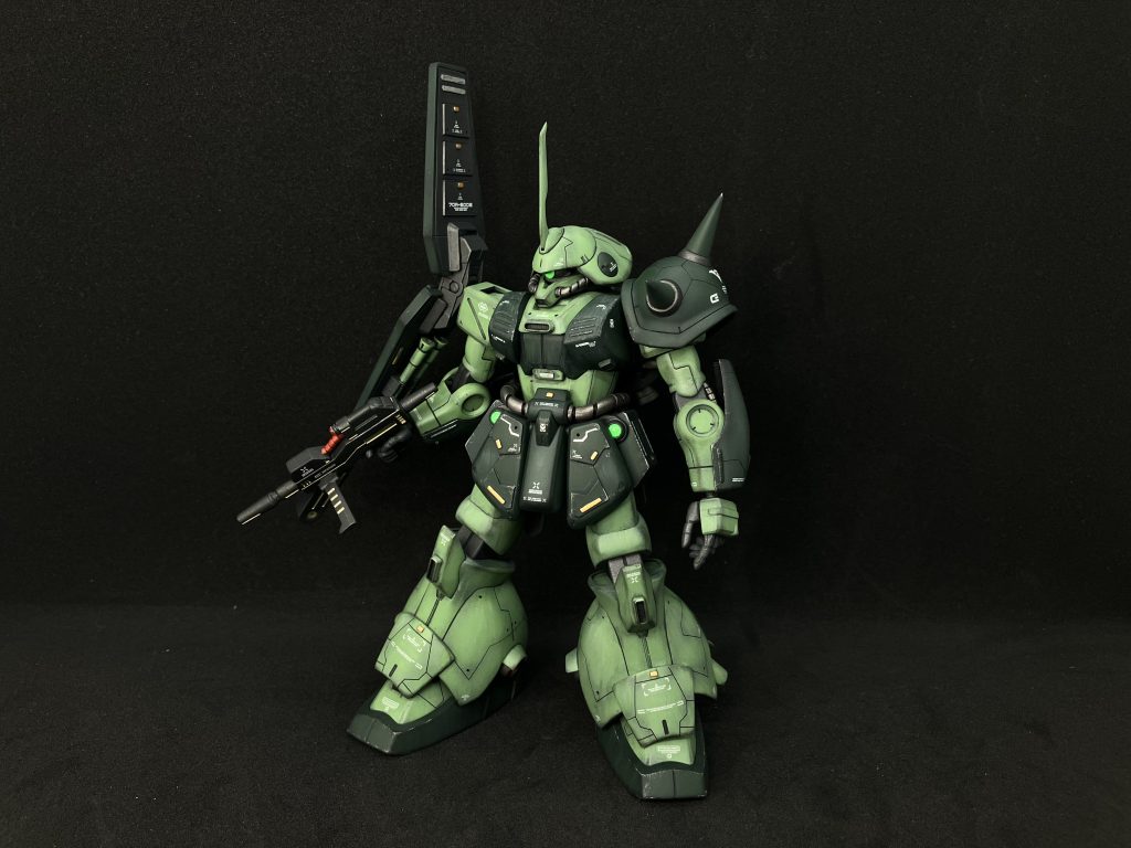 この機体、めっちゃカッコいいですよね!通常の赤色にしようか?悩みましたが、ユニコーンVerにしました。