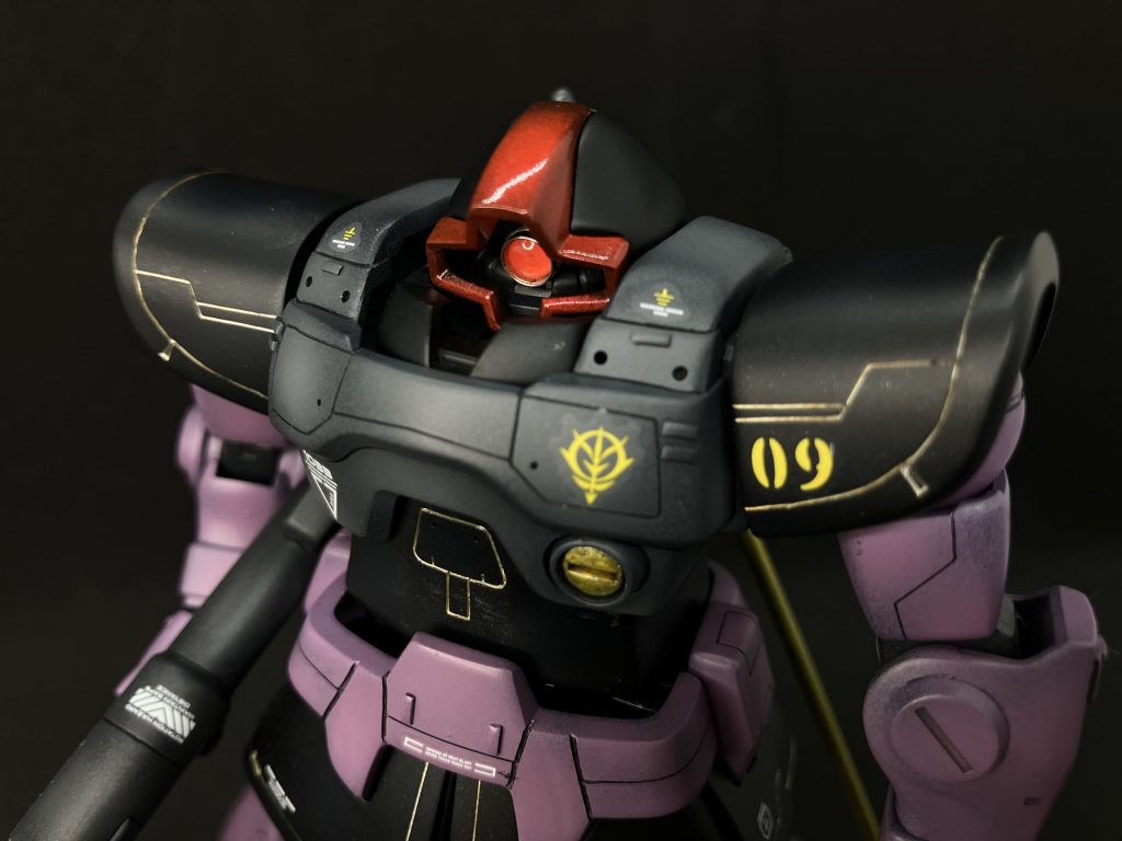 頭部を埋込みました。