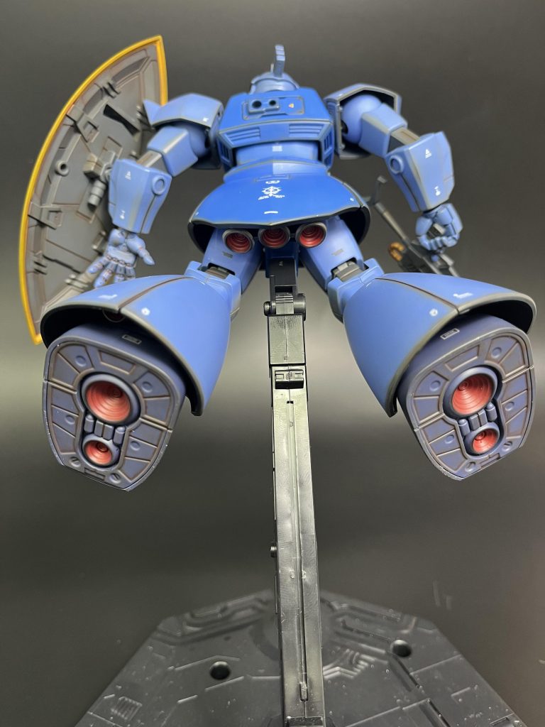 バーニア内部もシタデルカラーで筆塗り。スカート内のバーニアノズルは、ガイアのスターブライトジュラルミンとスターブライトアイアンで塗り分けたのですが、全く見えませんw🤣