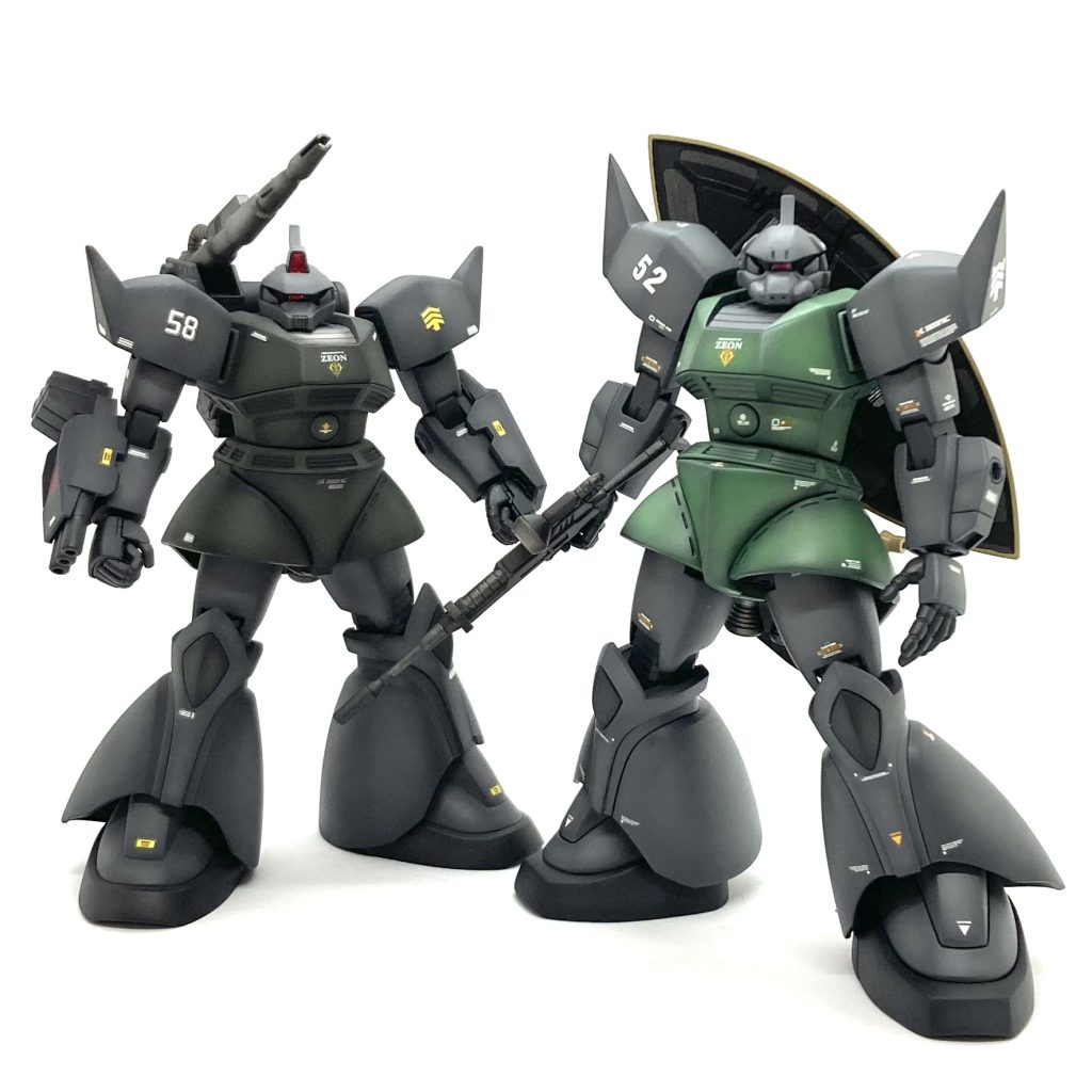 以前作ったゲルググキャノンとの比較。二回りくらいデカくなっちゃいましたね😅