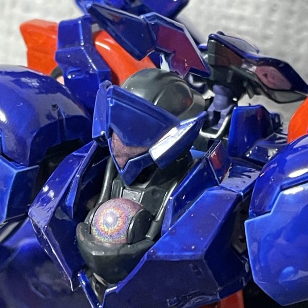 ミカエリス　邪神イリスを背に