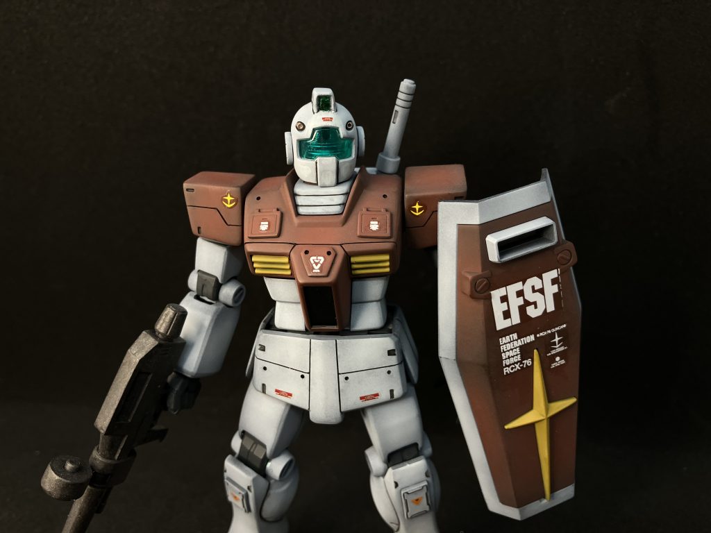 塗装はエアーブラシで黒立ち上げのグラデーションをかけたつもりです。（笑）