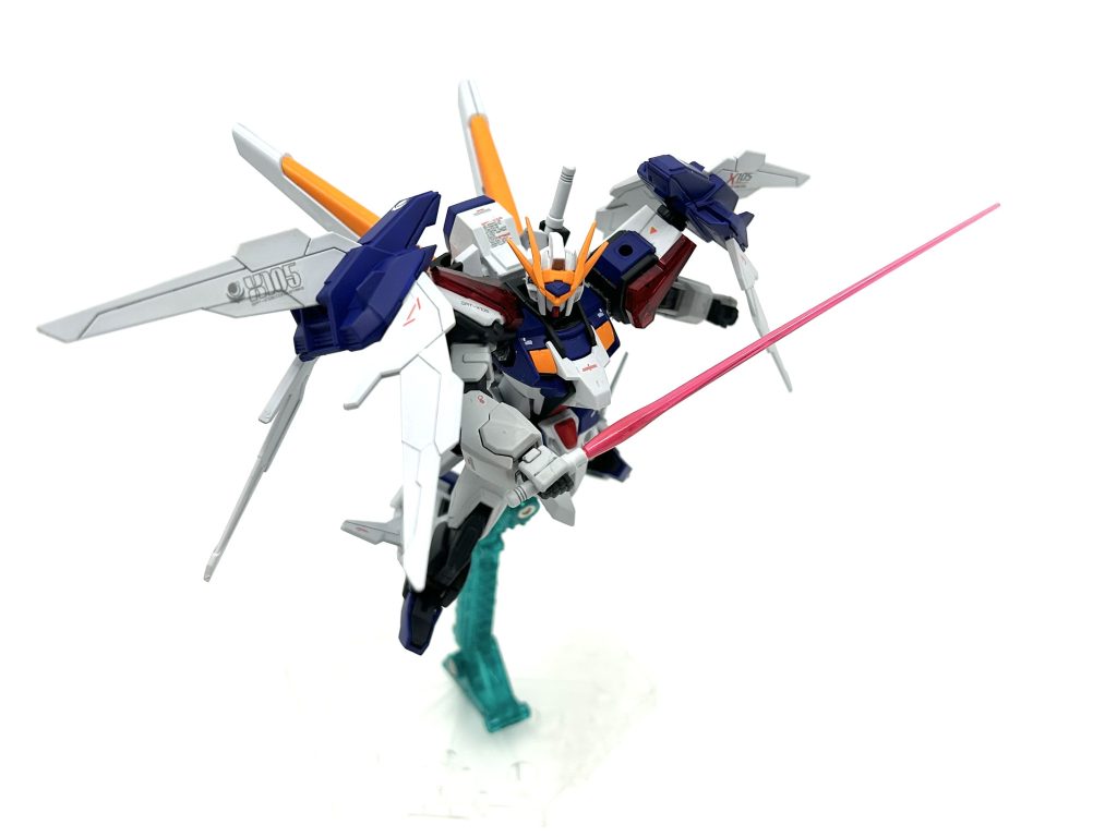 ビームサーベル。エースファイターに備えられた標準的なビームサーベルであり、「どんな敵とも過不足なく渡り合う」本機の設計思想が色濃く反映された武装ともいえる。