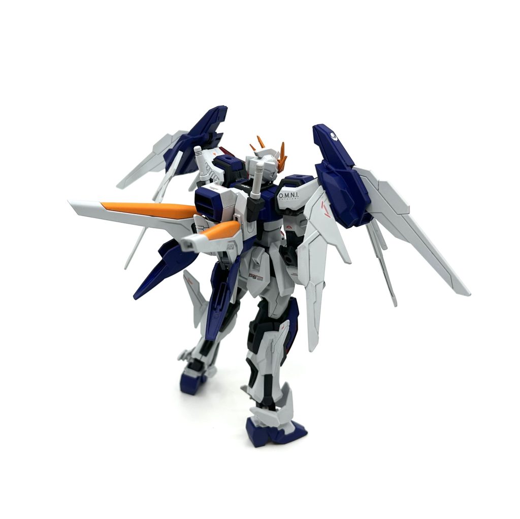 本機のストライカーパックであるエースファイターにはV2ガンダムのミノフスキードライブが接合されており、これにより空中戦及び宙間戦闘で高いアドバンテージを持つに至っている。