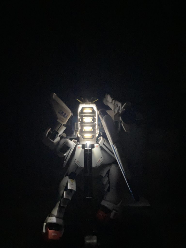 旧キットや、HGUCで苦労したバックパックも分割されていて楽でしたｗ