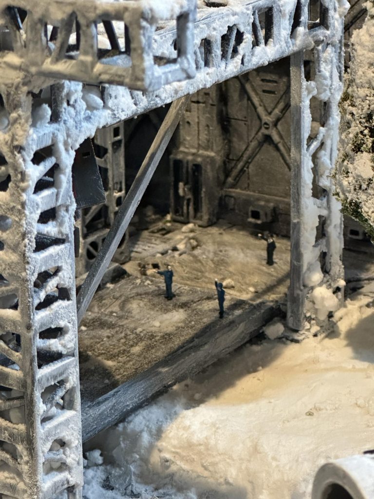 中で人が迎えてくれています。