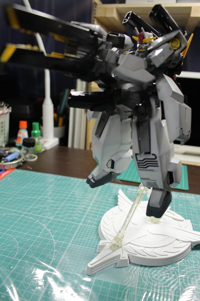 制作工程ではないですが、ソレスタルビーイングのアクションベースで、とりあえず遊んでみました（笑）