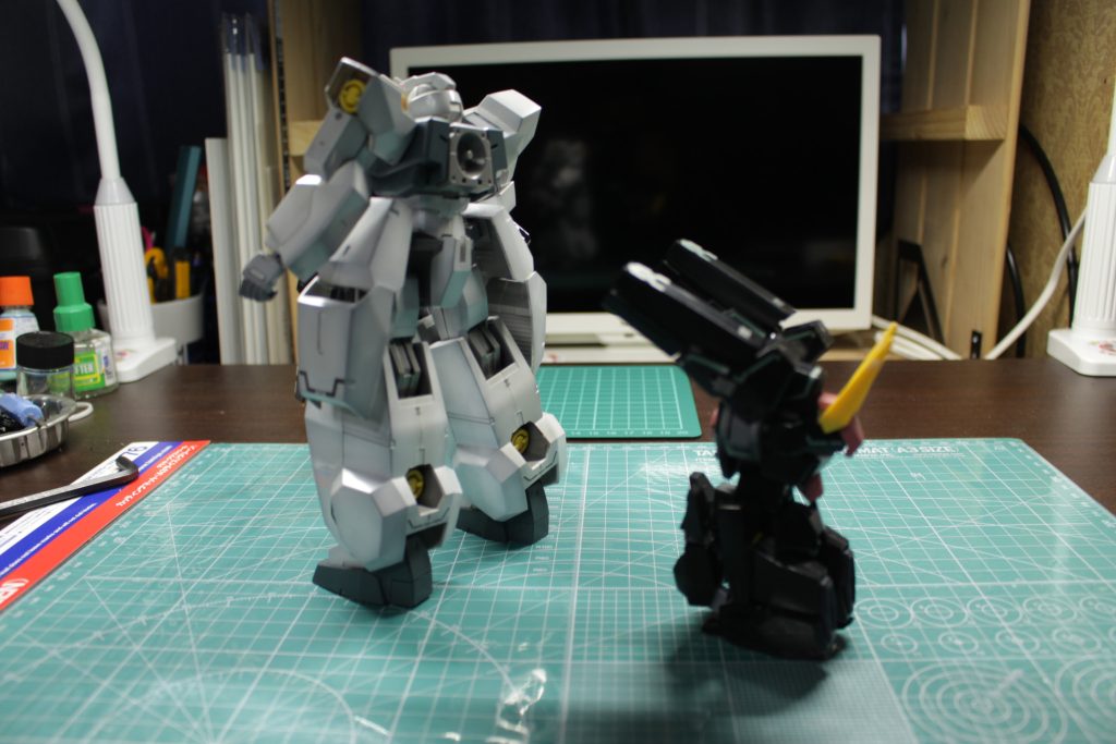 光当たらなかったら、セラヴィすこしだけグラデーション塗装になってますね（汗）