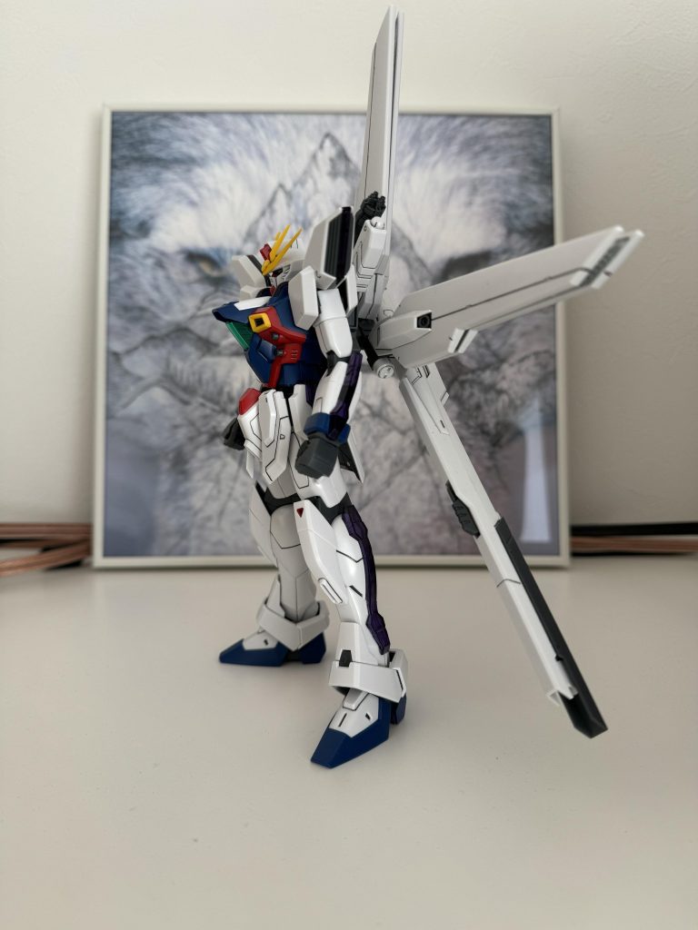 ガンダムXは最も好きな作品。OPからかっこいいですよね。今でも聴いてます✨サビで海をたたずむエックスが印象的です。