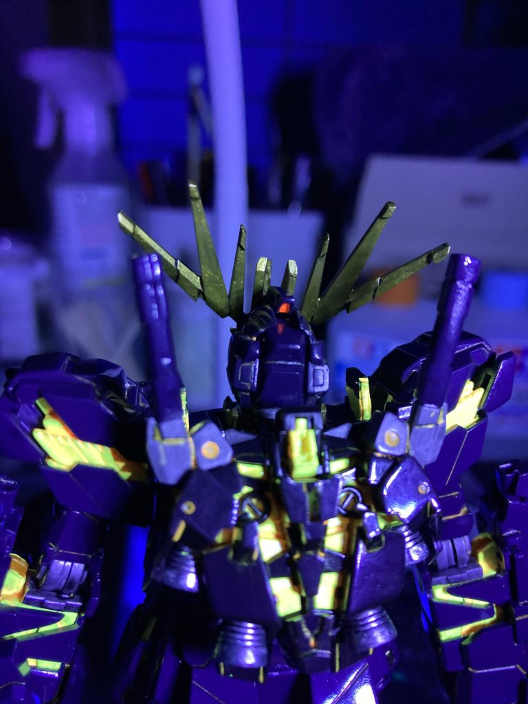 背面ブラックライト