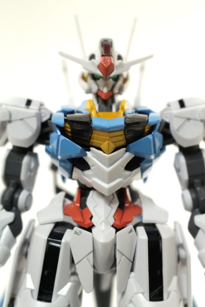 思い出として、このキットは当時なかなか手に入らなくて、発売日に何件も店頭をはしごしたか・・・コロナ＆転売ヤ―の影響もあってか、店からガンプラが消えたと思えた時期でした。運よくネットで第２次再販を１２月予約できた時は子供のように嬉しかったｗしかし、ネットでは送料＆手数料がかかり、その分割高になってしまうので、やっぱ店頭で買うのが一番と教えてくれたキットでした（笑）その分塗料とか買えるしね。