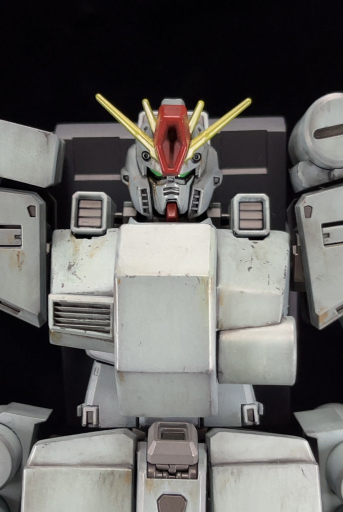 基本的にMGZZガンダムver.kaを素体にしていますがZZの頭部のみ一番くじの景品であったZZガンダムの頭部を使用しています。