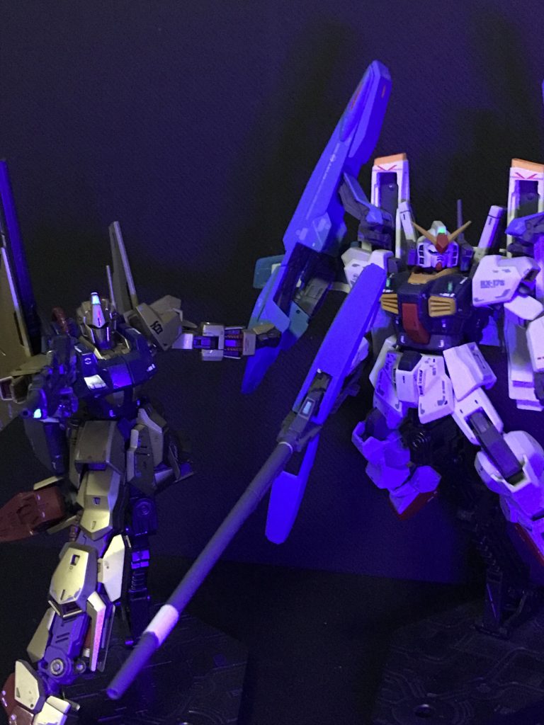 百式と2ショット