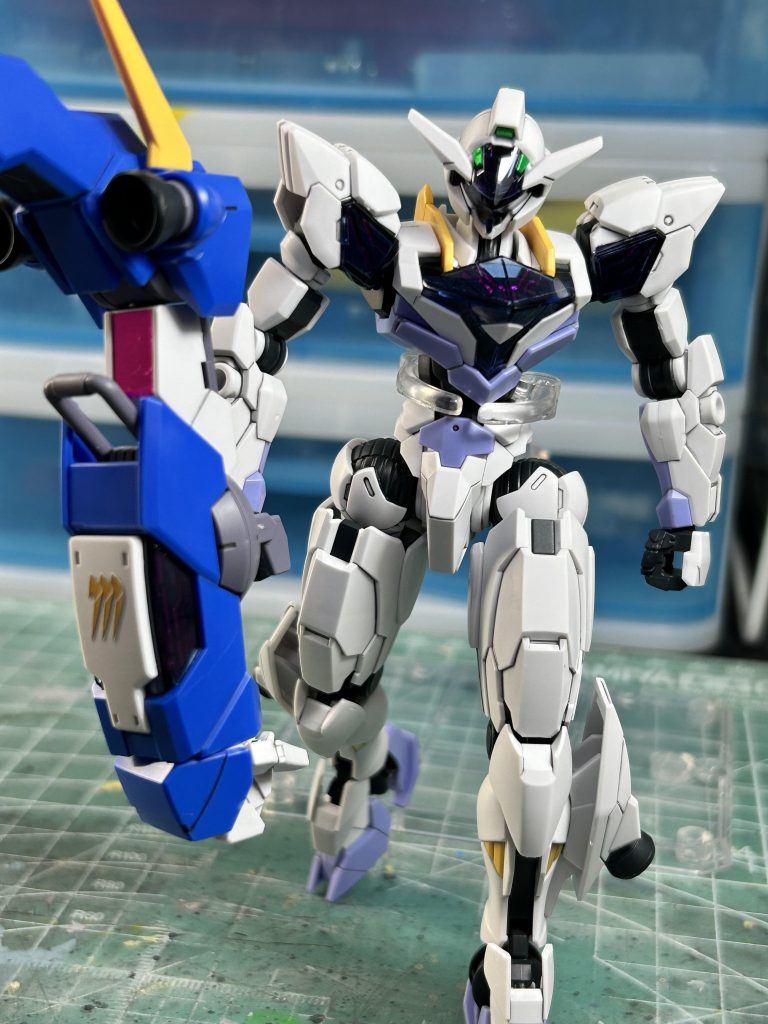 威圧感ある歩きでの接近