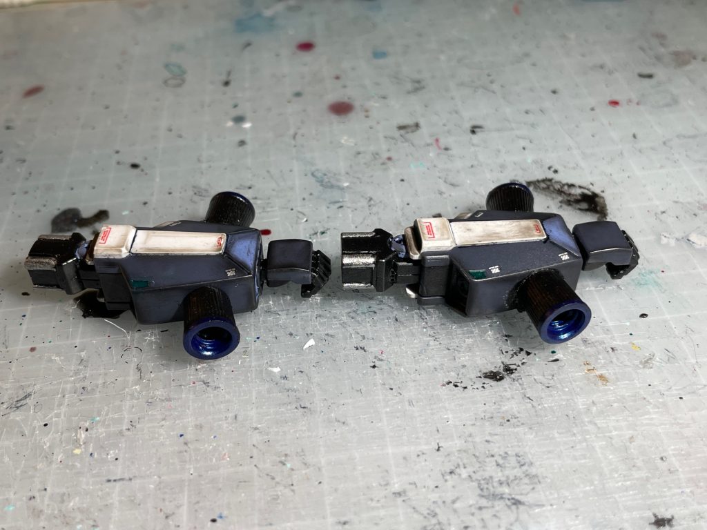 サイコミュキャンセラー(一般兵器には効果無し)